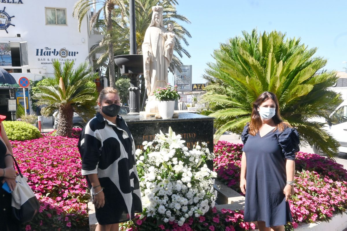 Marbella realiza la tradicional ofrenda floral a la Virgen del Carmen en el Puerto Deportivo - OFRENDA00004 Marbella realiza la tradicional ofrenda floral a la Virgen del Carmen en el Puerto Deportivo - OFRENDA00004